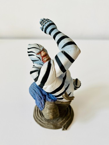 Gashapon busto uomo zebra - gashapon,